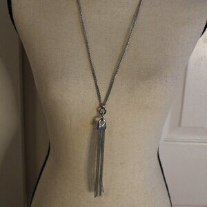 Y10 The Limited Silver-tone Fringe Long Necklace